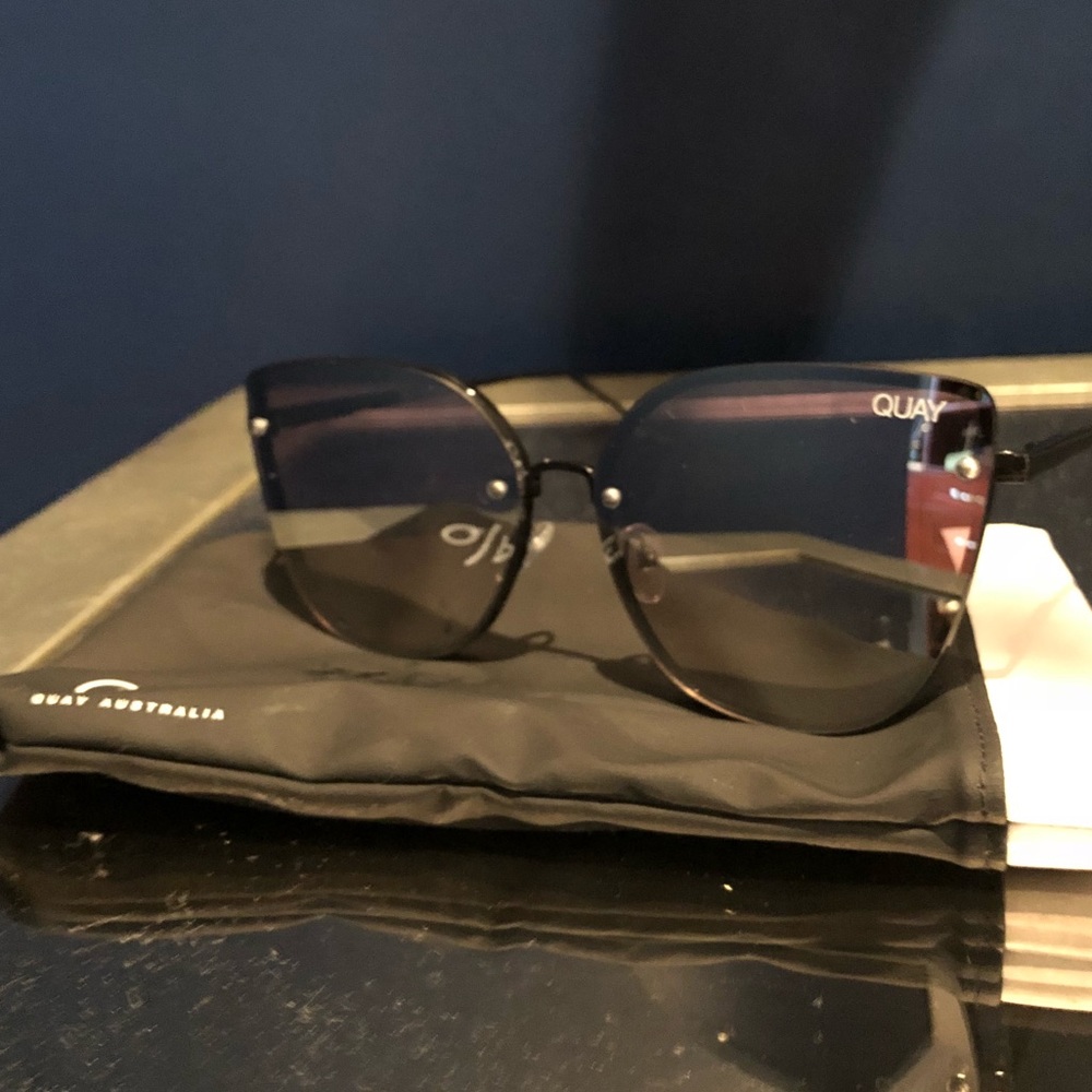 Quay Australia Sunglasses 🕶
